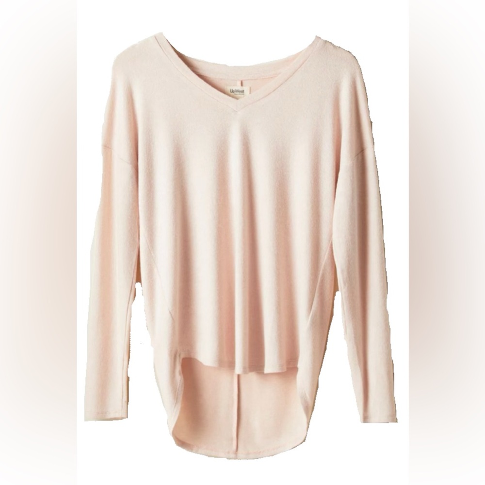 GUC Upwest pale pink long sleeve top